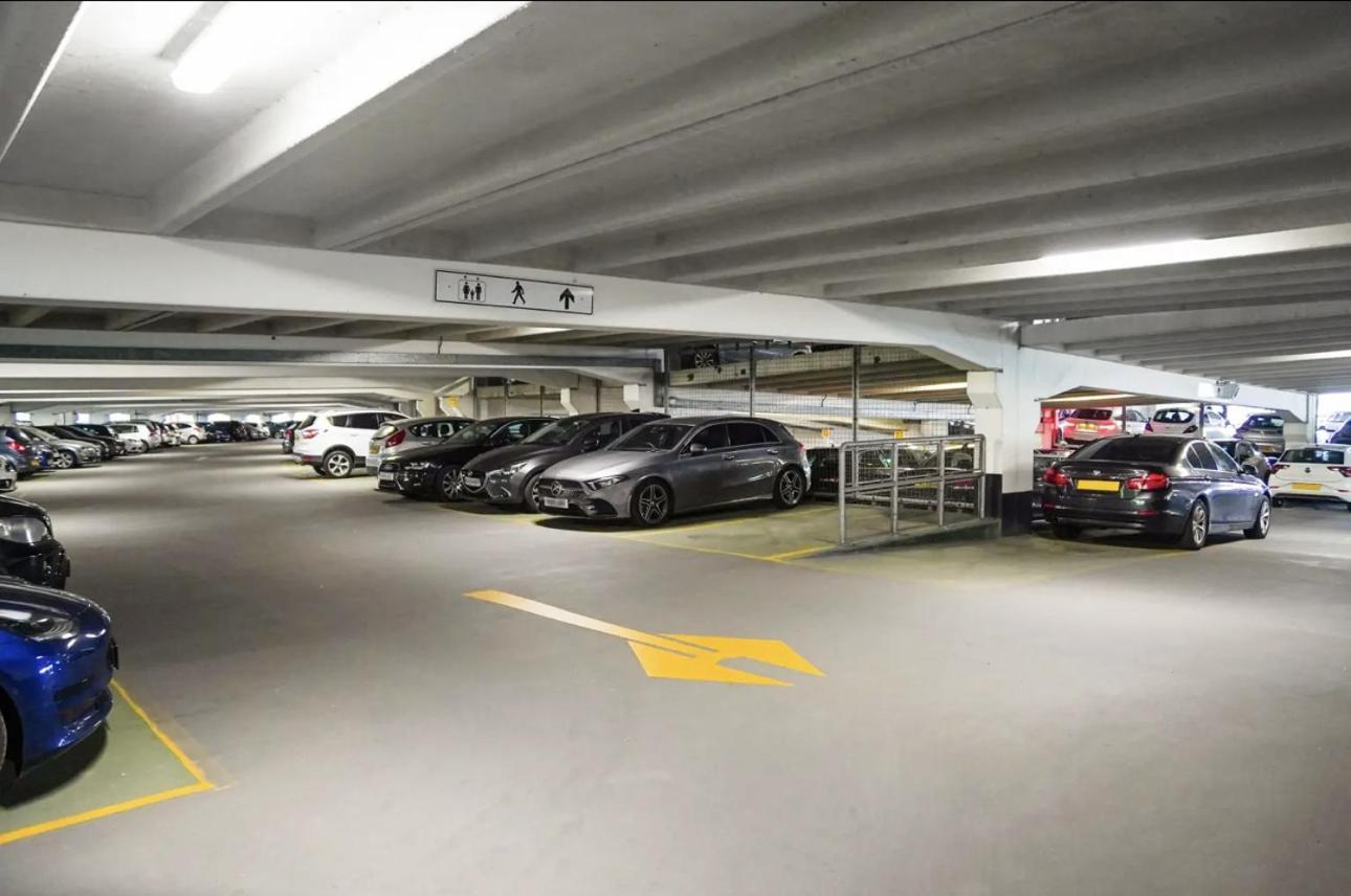 Central Leeds Dock Apt&Free Secure Parking! Eksteriør bilde